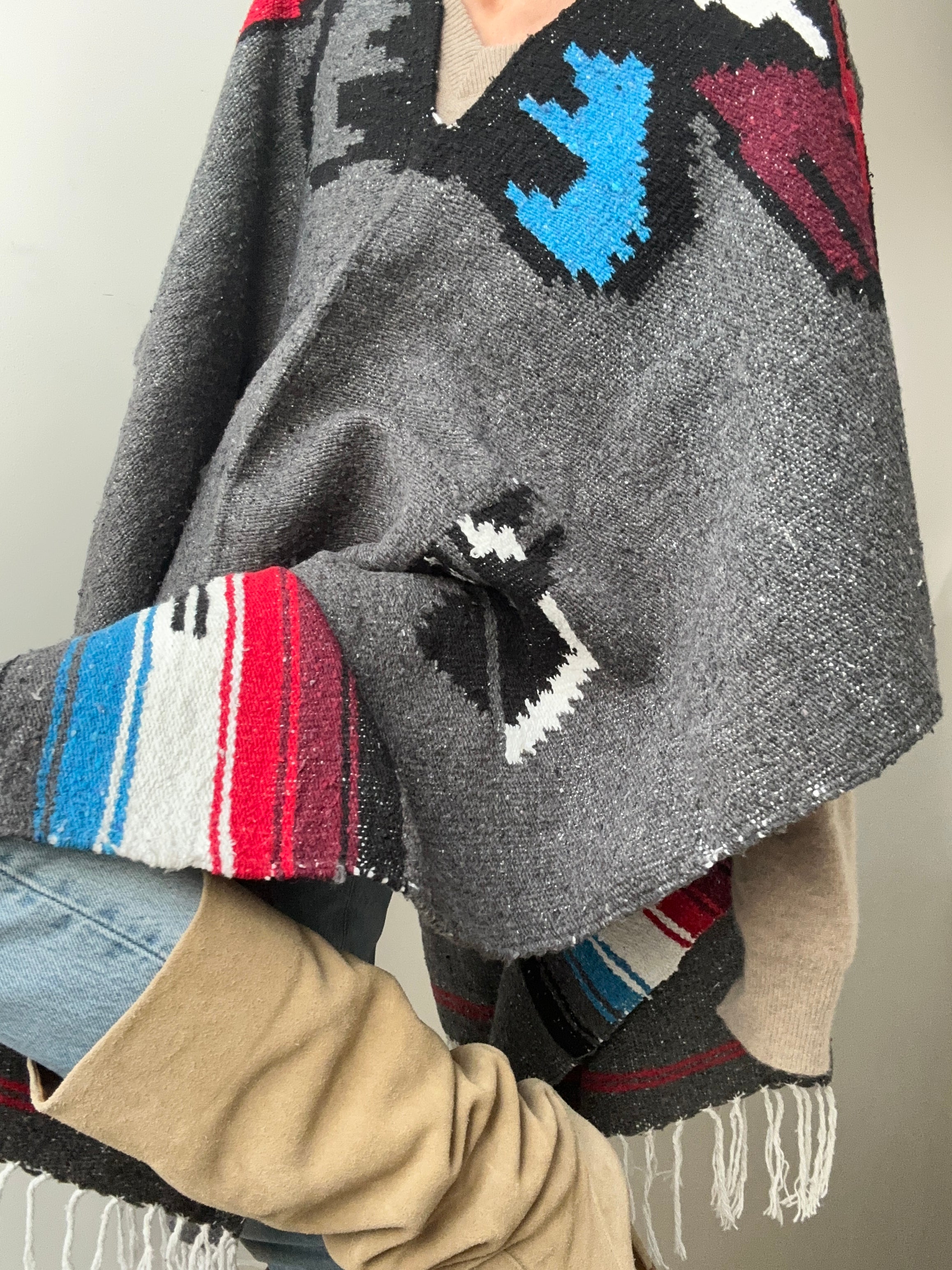 Future Nomads Ponchos Grey Mexican Poncho Grey & Blue