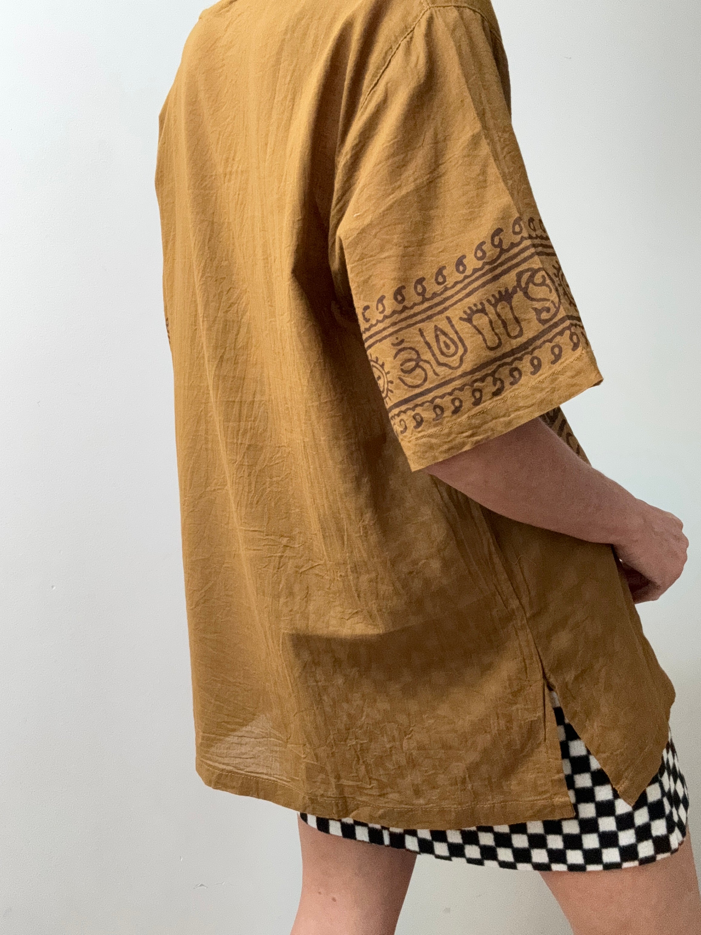 Future Nomads Tops Block Print Ganesh Short Sleeve Top - Green