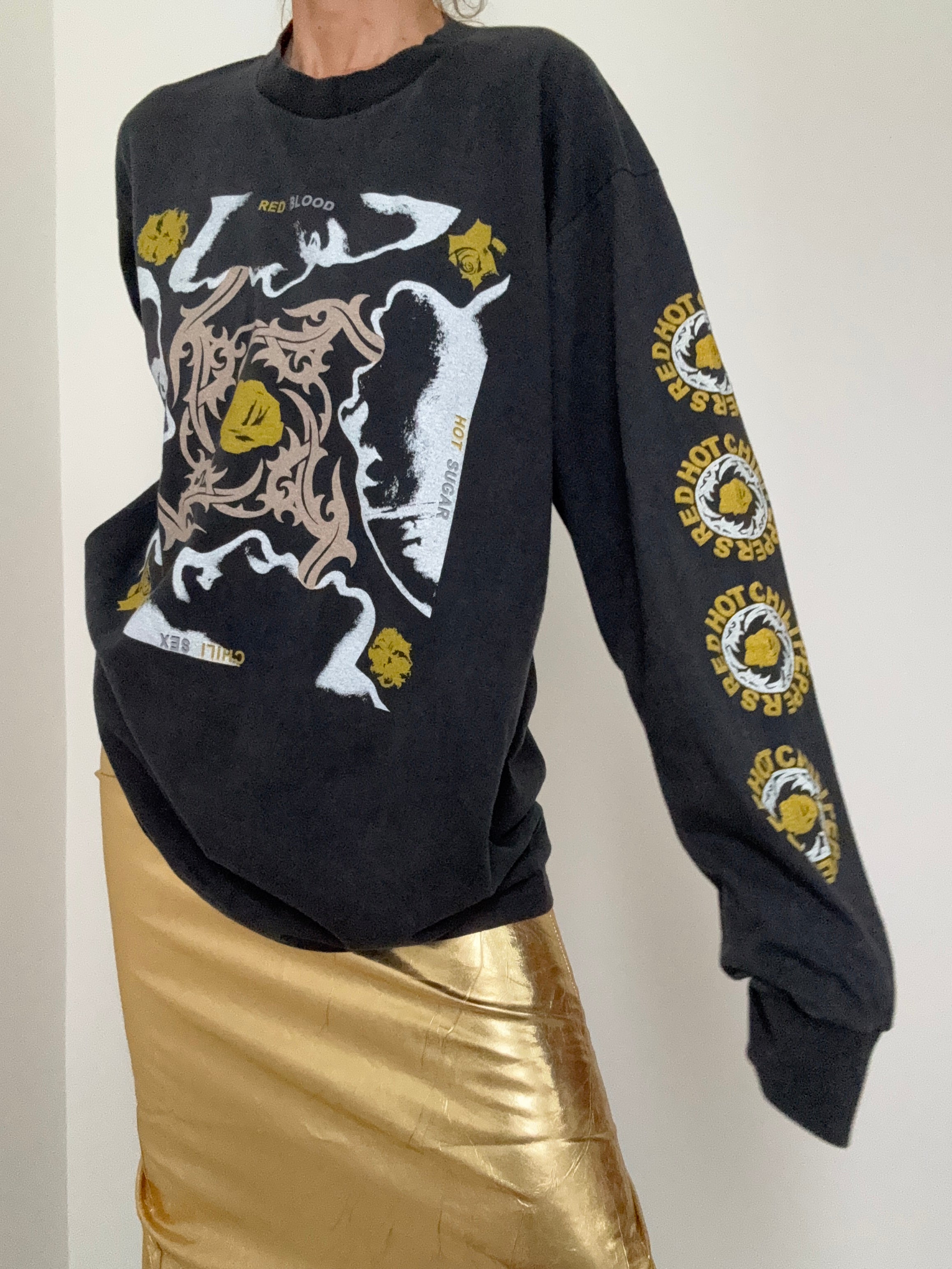 Future Nomads Tops Vintage Style Yellow Flower Chilli Tee