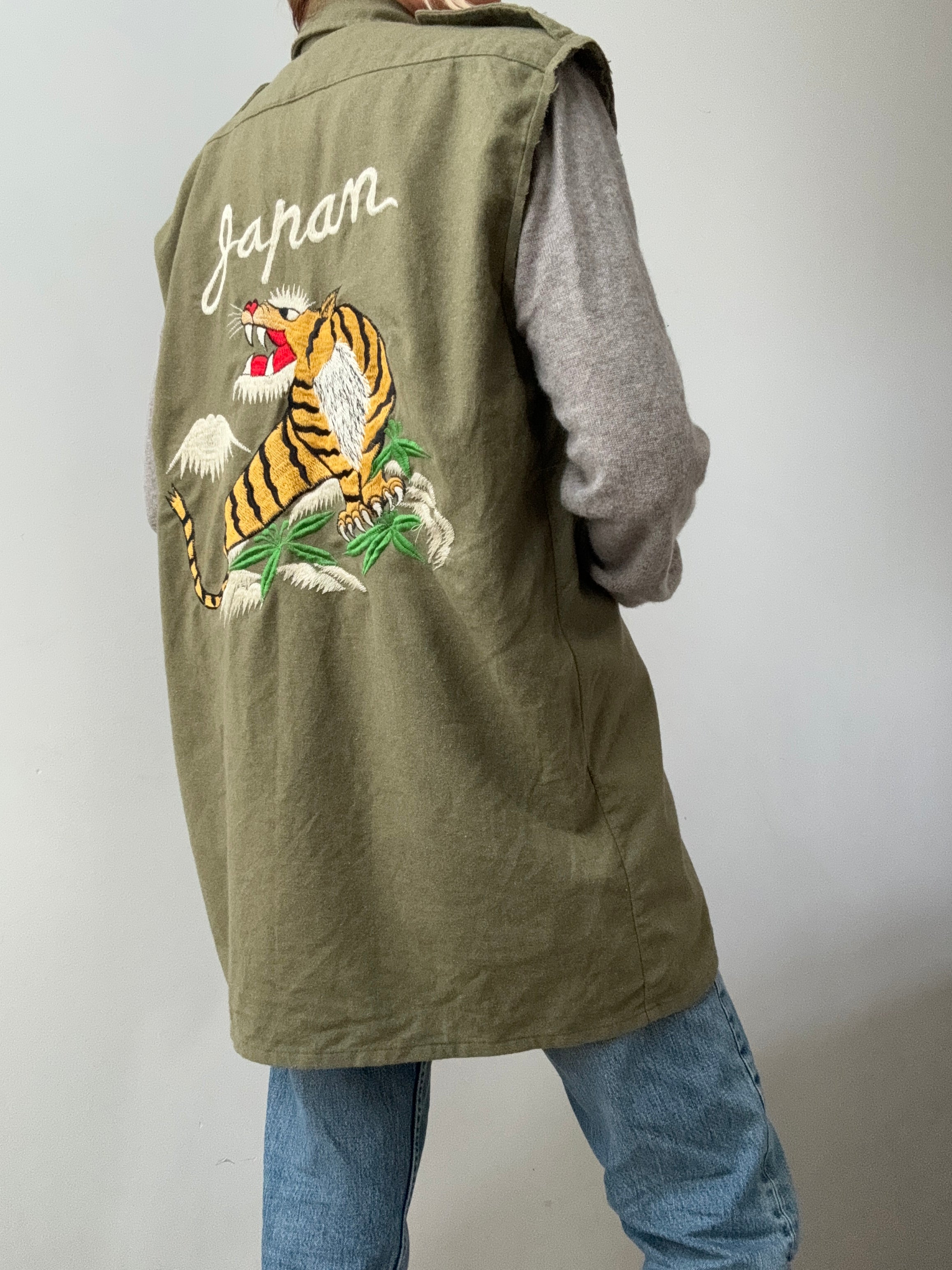 Future Nomads Vests Large Japan Tiger Embroidered Army Vest