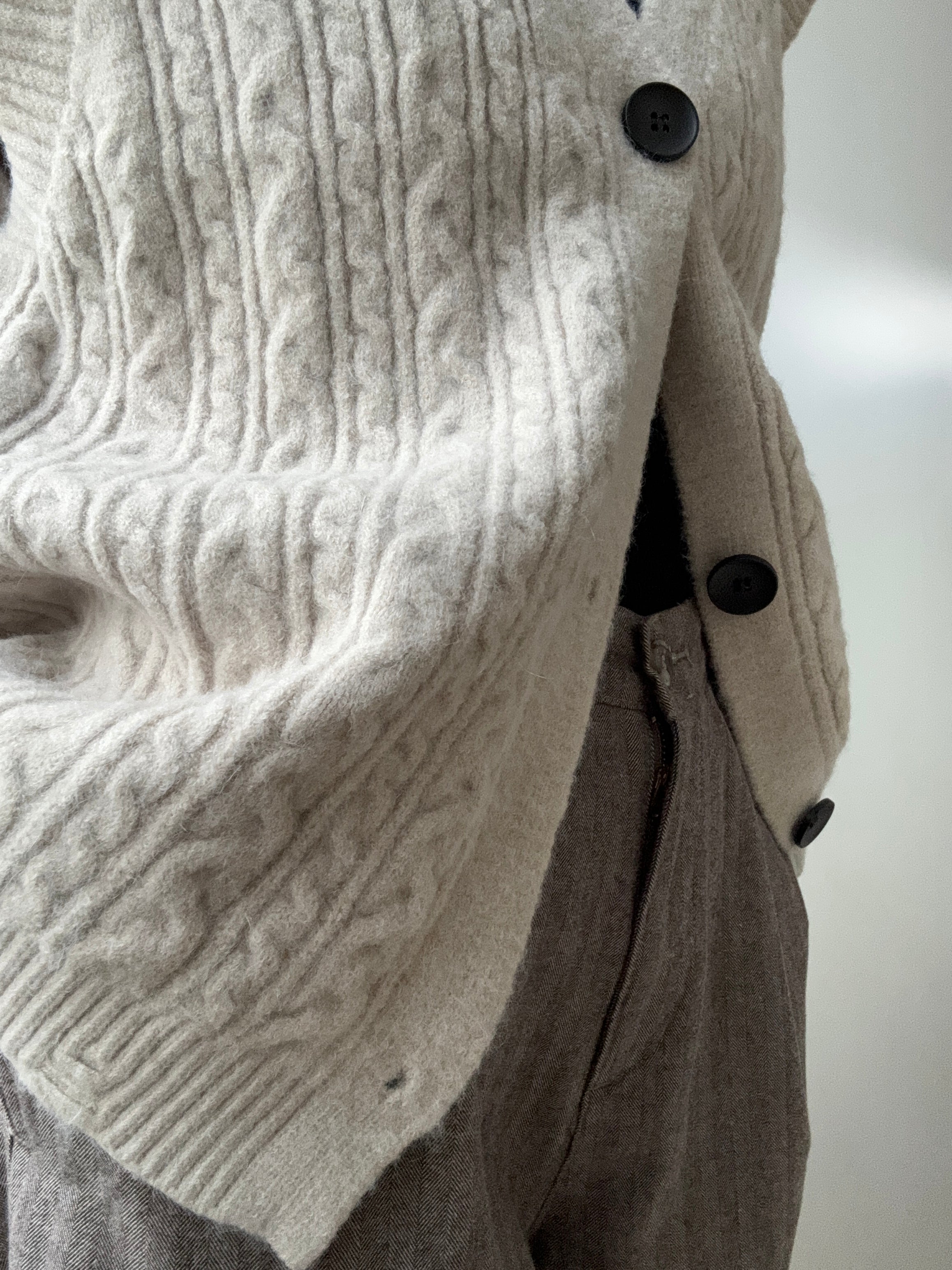 Future Nomads Vests One Size Blended Cable Knit Vest Light Grey