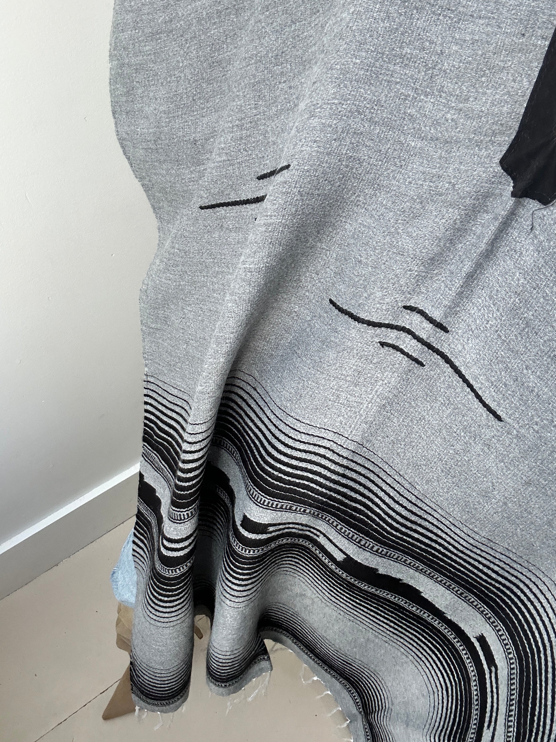 En Telar Woven Poncho Grey | Ponchos