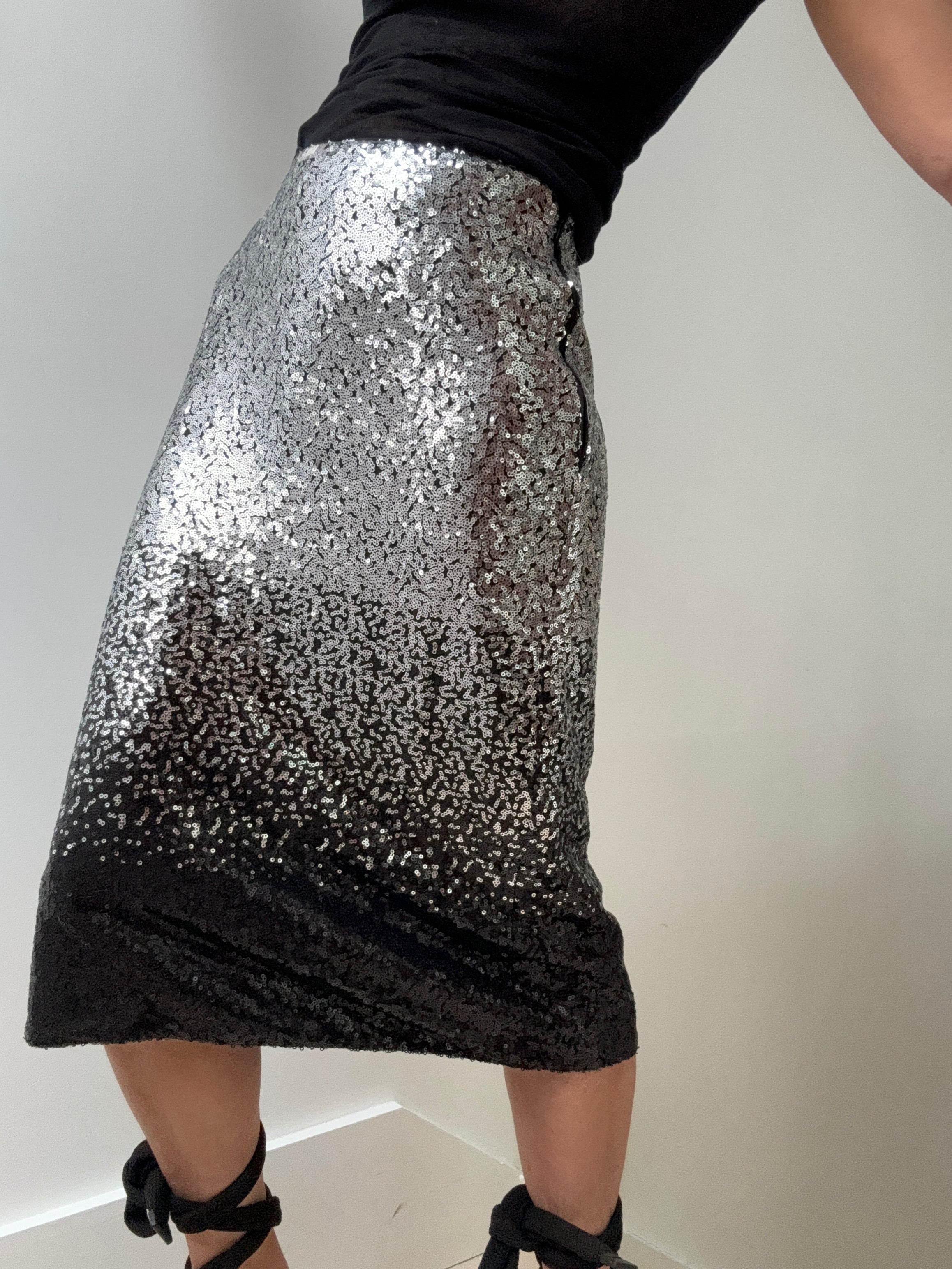 Jetsetbohemian Skirts Medium Silver and Black Sequin Skirt