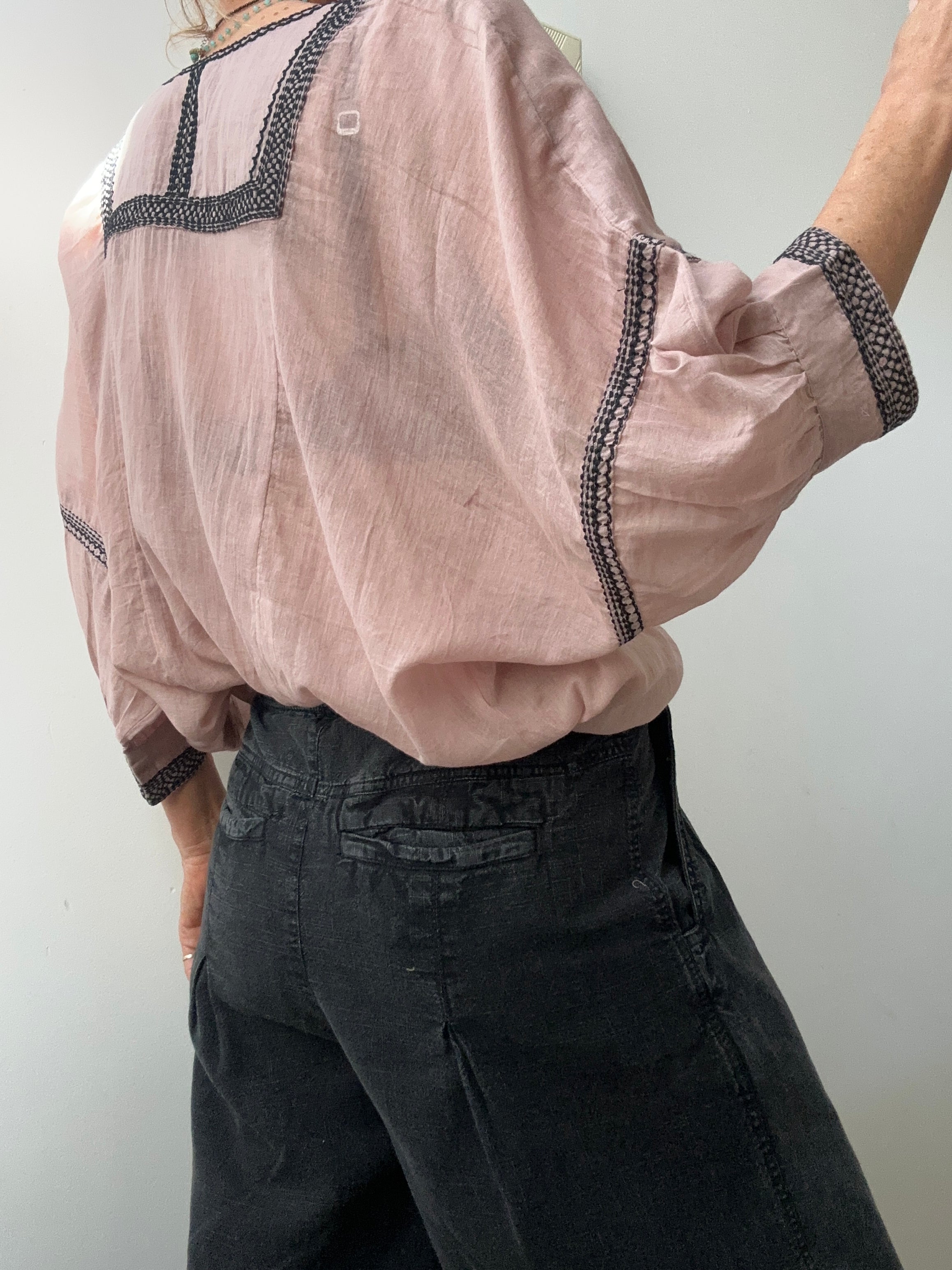 Jetsetbohemian Tops One Size Cotton Bib Blouse in Dusty Pink
