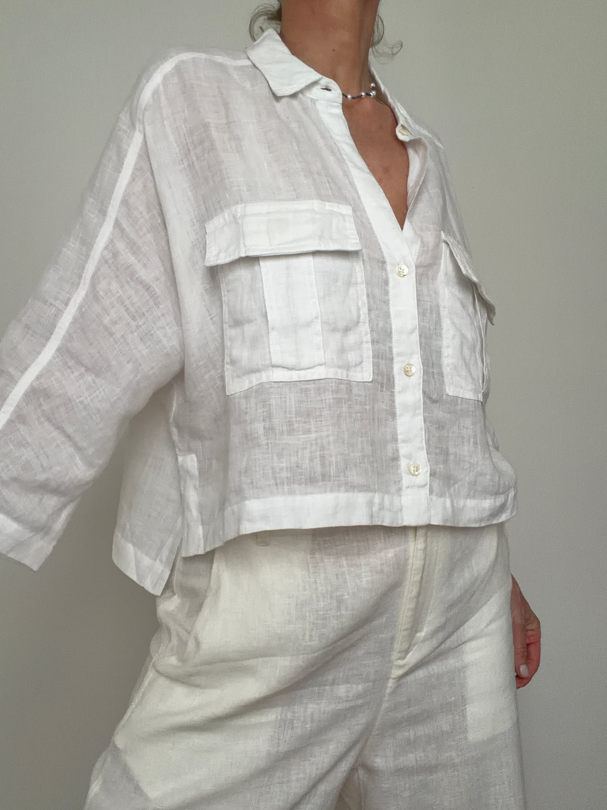 Linen Cropped Pocket Shirt