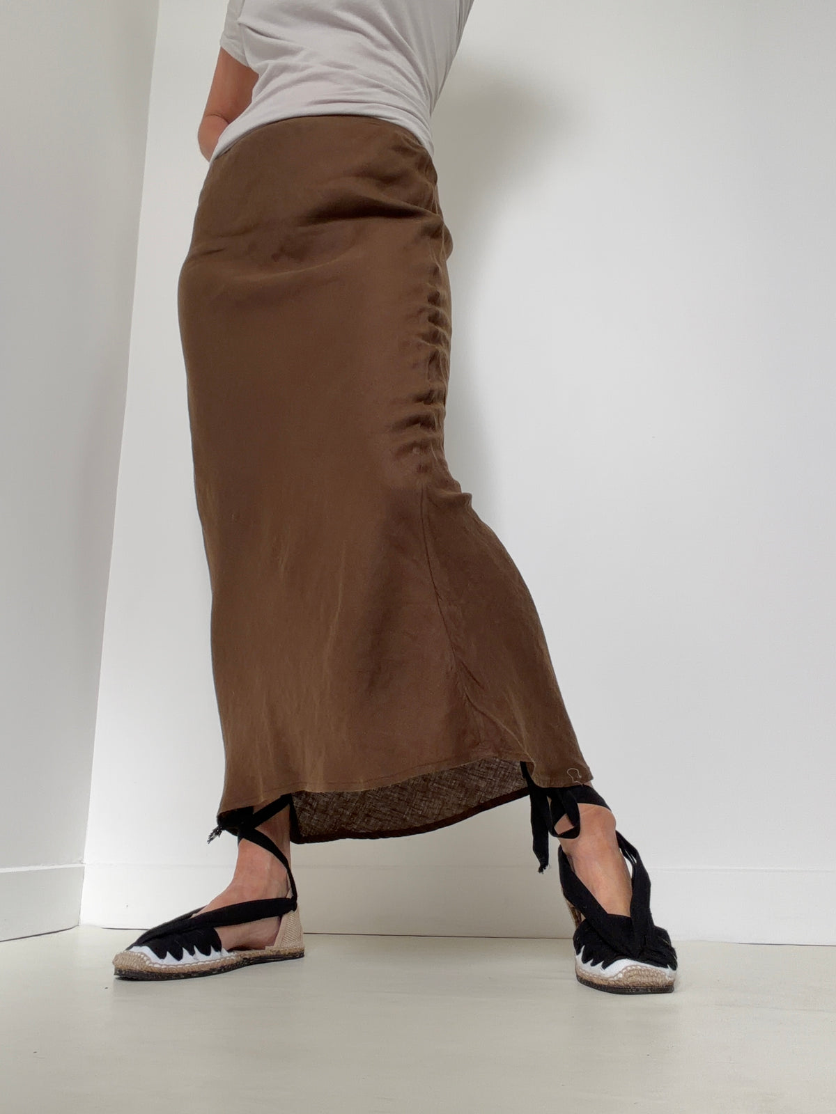 Bias Cut Linen Skirt Tobacco