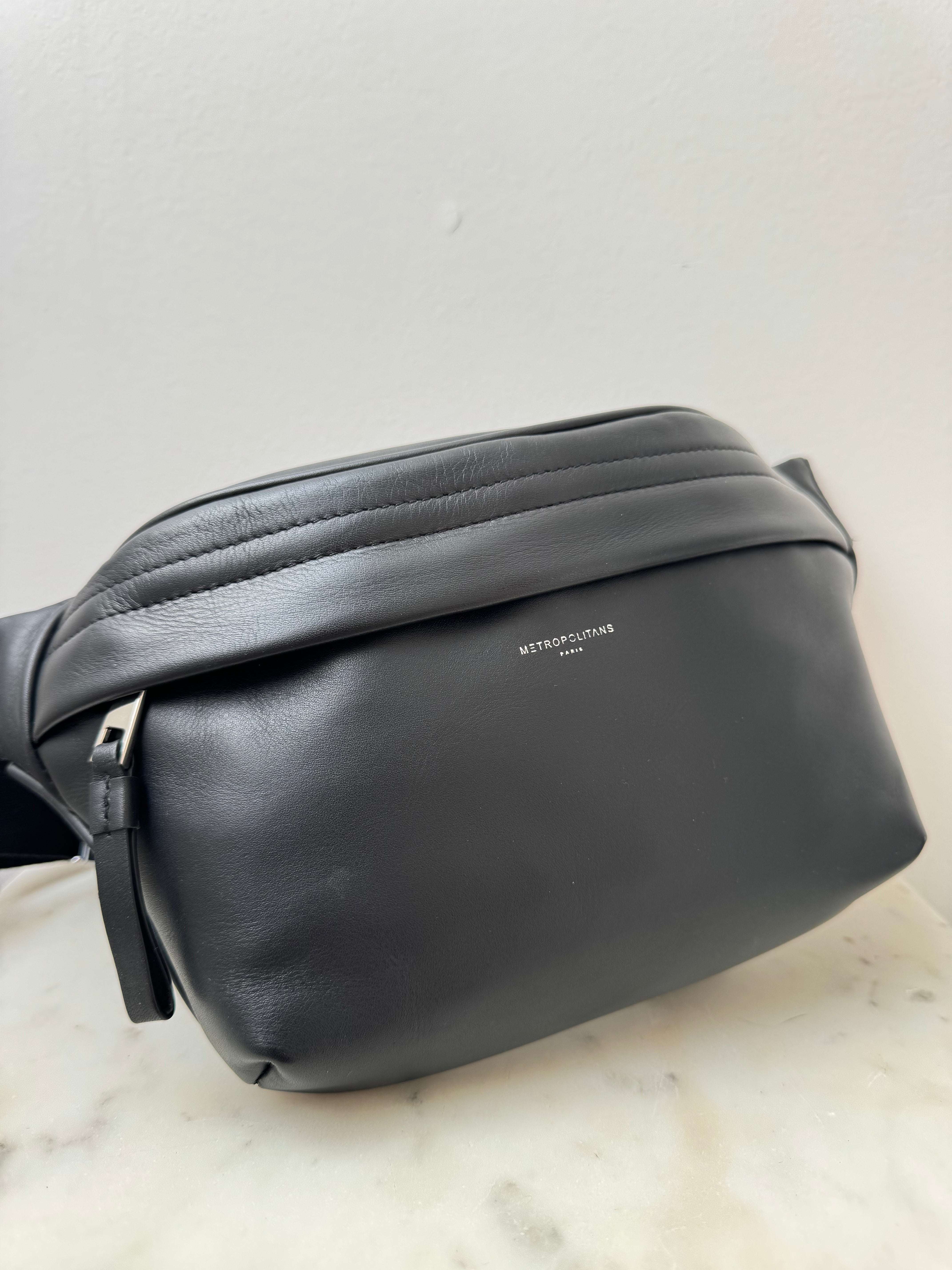 Metropolitans Black Leather Belt Bag | Bags