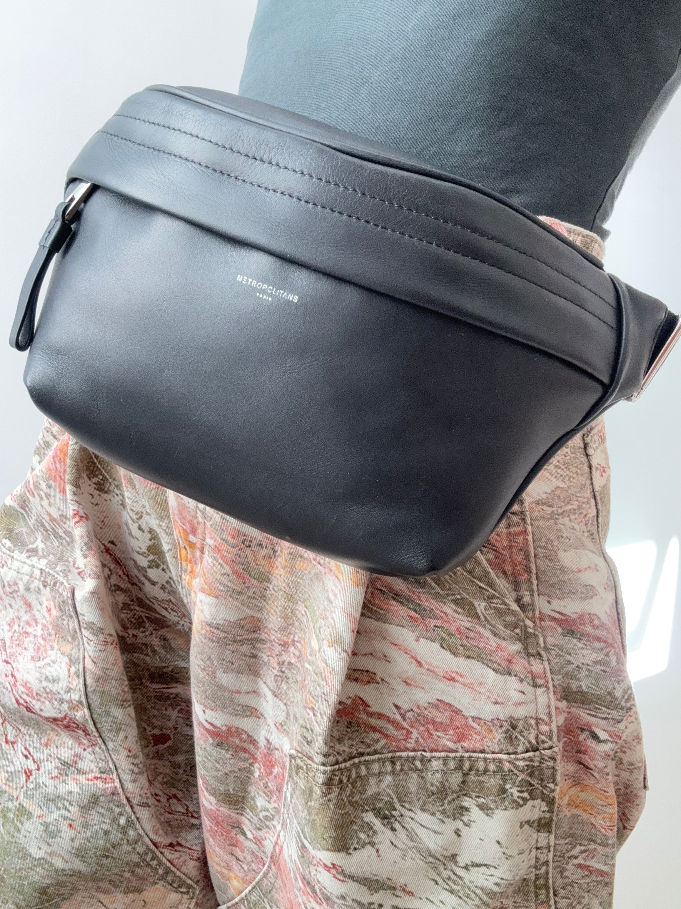 Metropolitans Black Leather Belt Bag | Bags