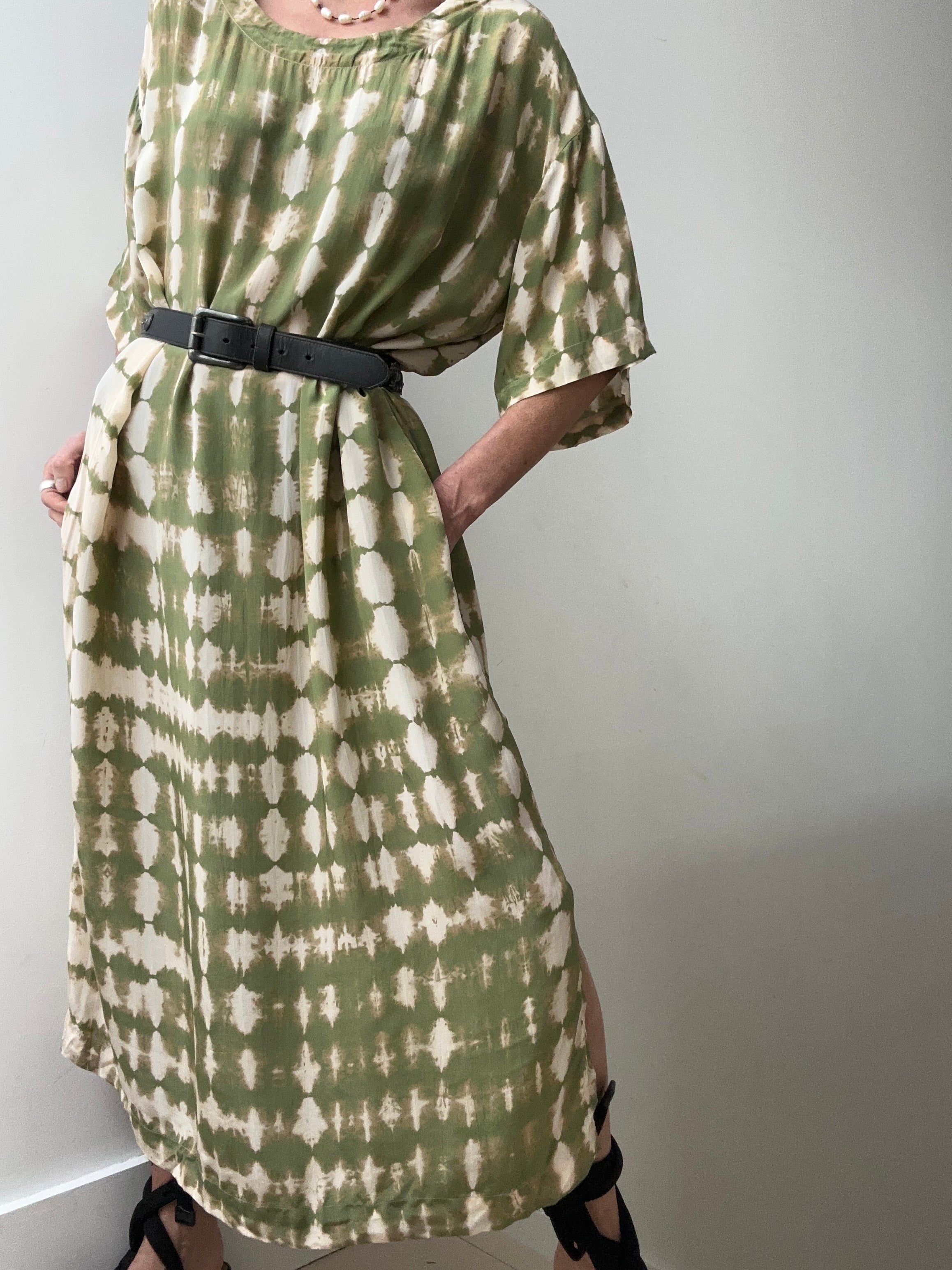 Nous Antwerp Dresses Round Neck Farrow Silk Modal Dress Sage