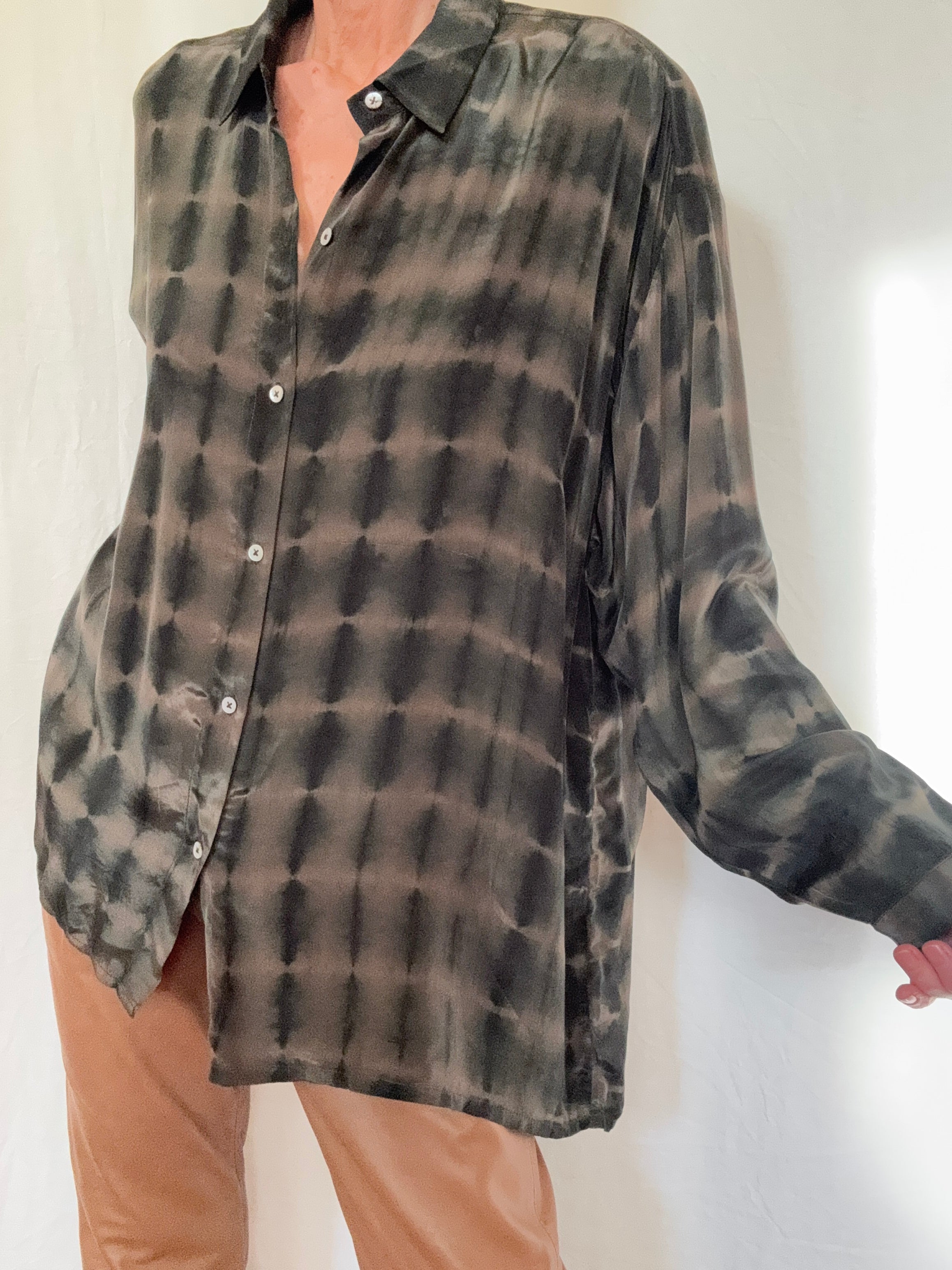 Nous Antwerp Shirts Meganne Blouse Khaki Tiedye