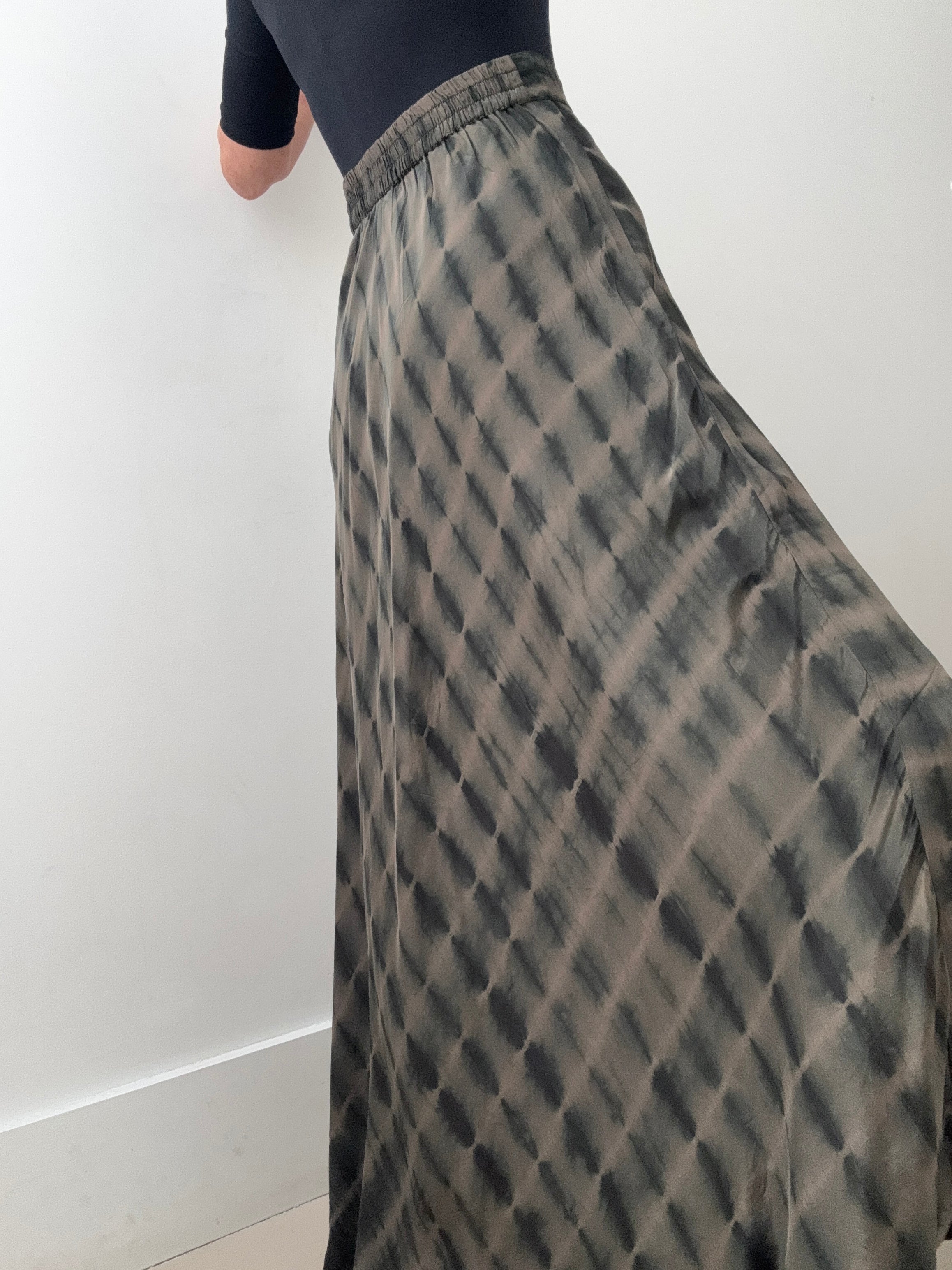 Nous Antwerp Skirts Silk Cezanne Maxi Skirt Tie Dye Moss
