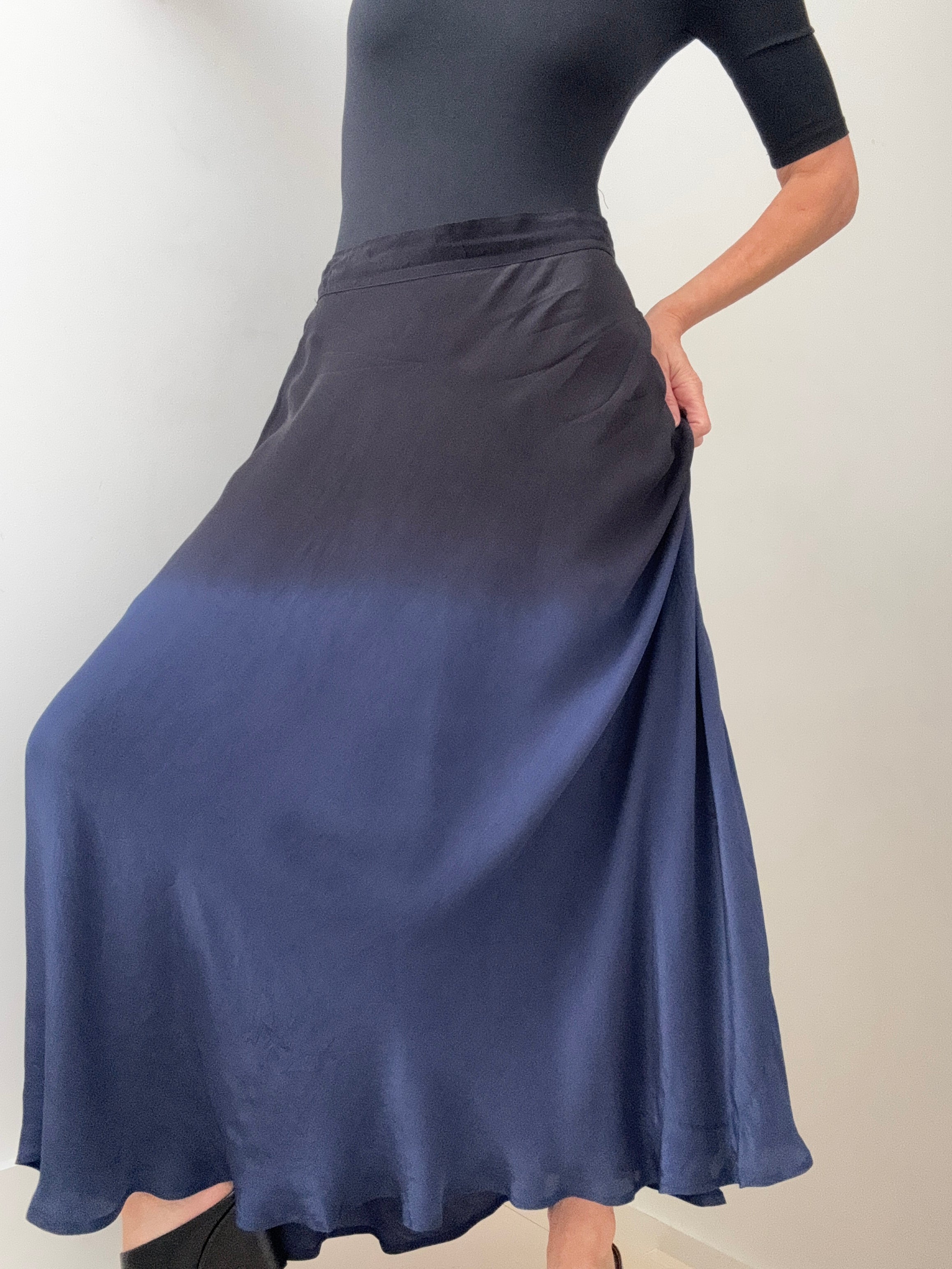 Nous Antwerp Skirts Silk Cezanne Skirt Ombre Blue