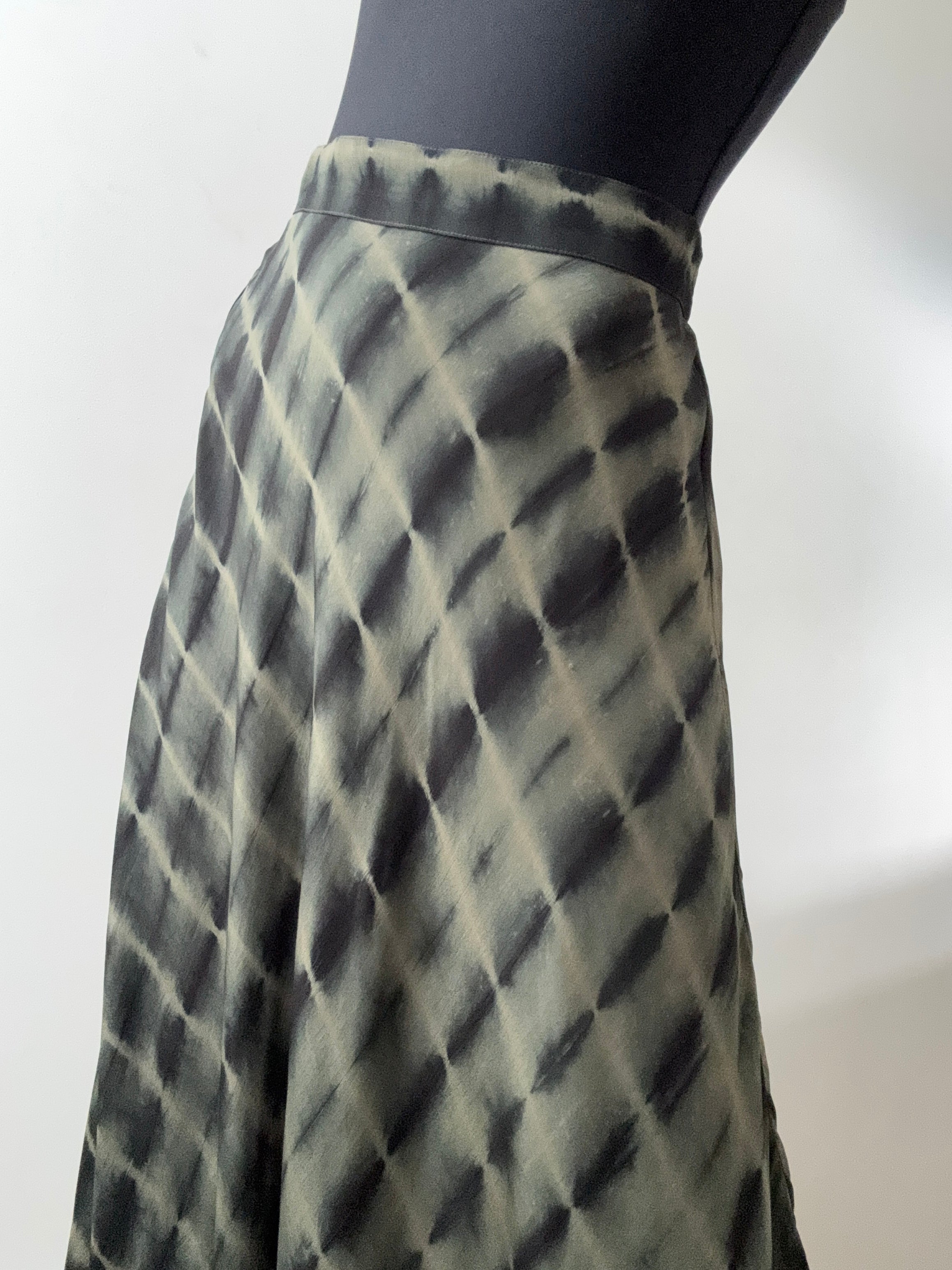 Nous Antwerp Skirts Silk Cezanne Skirt Tie Dye Khaki