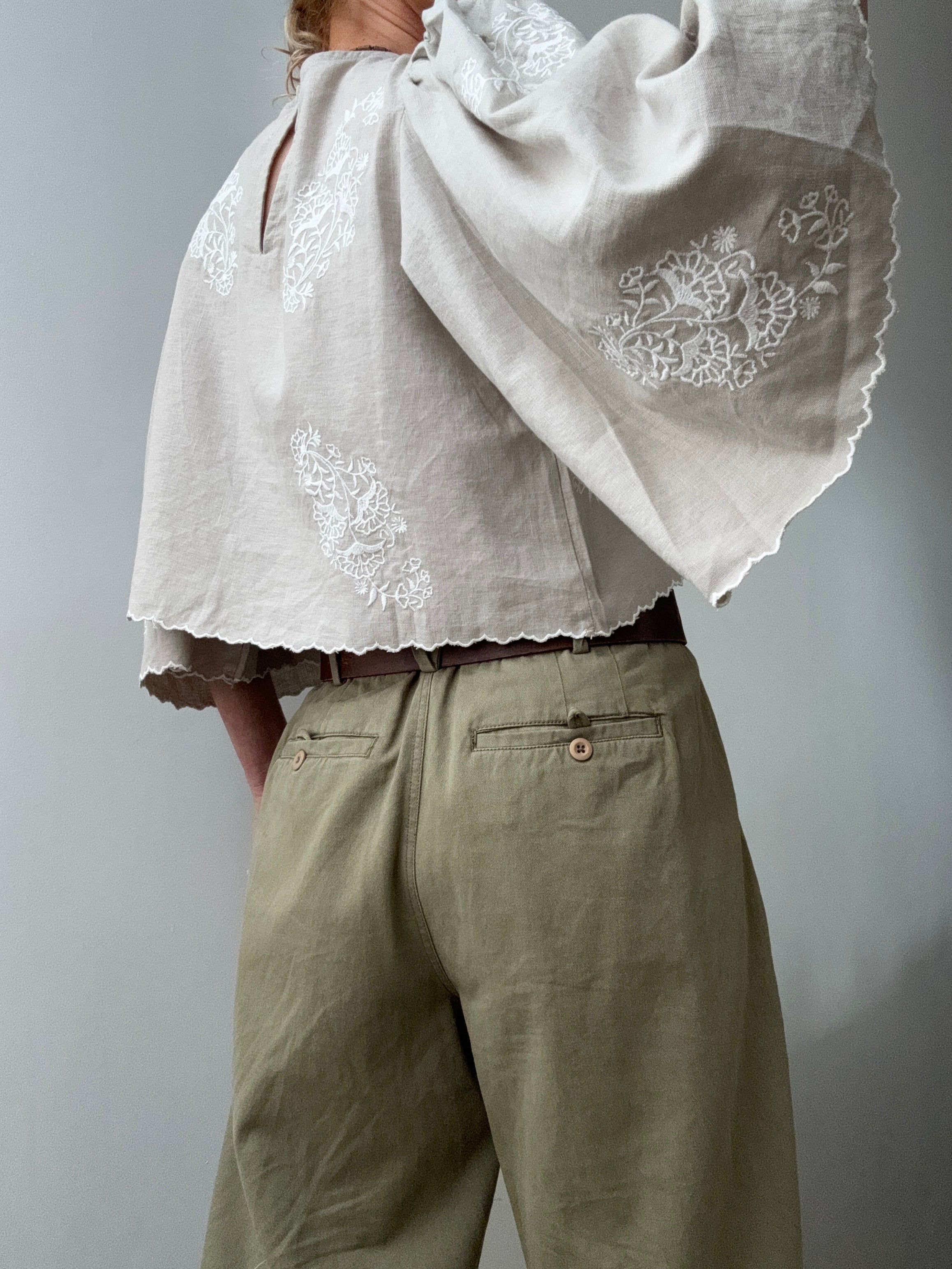 Skall Studio Blouses Devi Cropped Linen Blouse Skall Studio