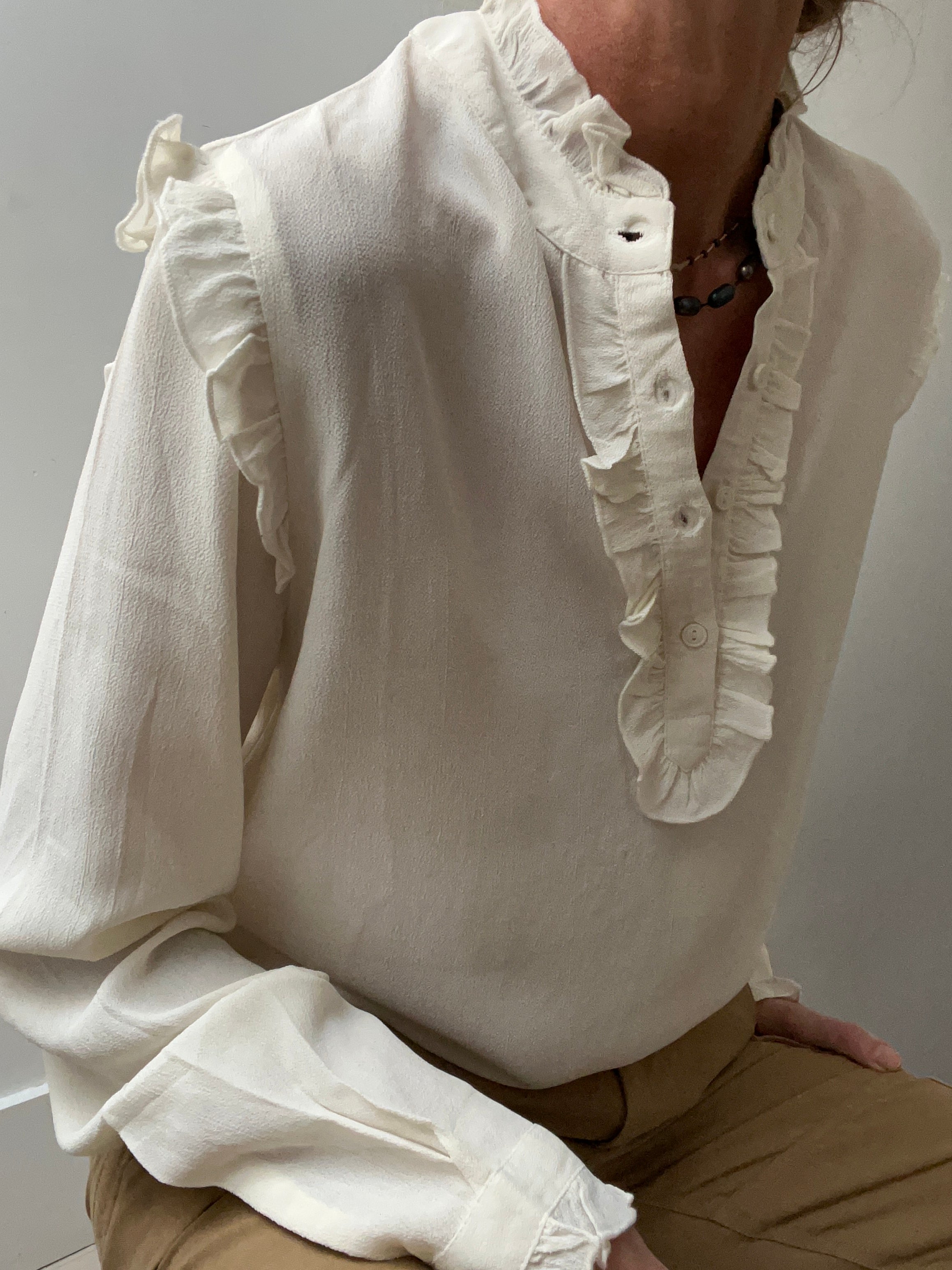 By-Bar Cream Frill Blouse | Jetsetbohemian