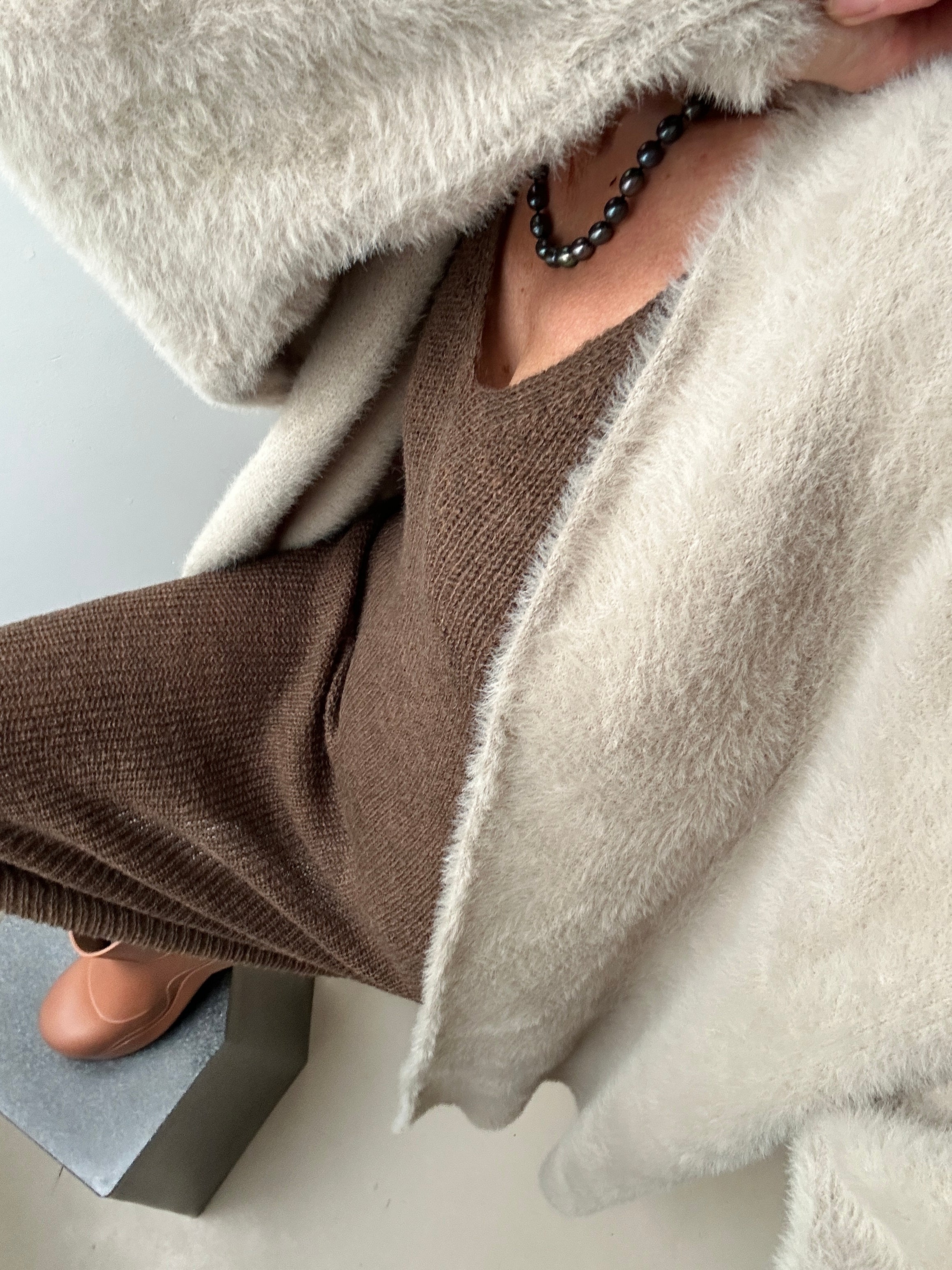 Future Nomads Cardigans One Size Long Knit Coat Cardigan Beige