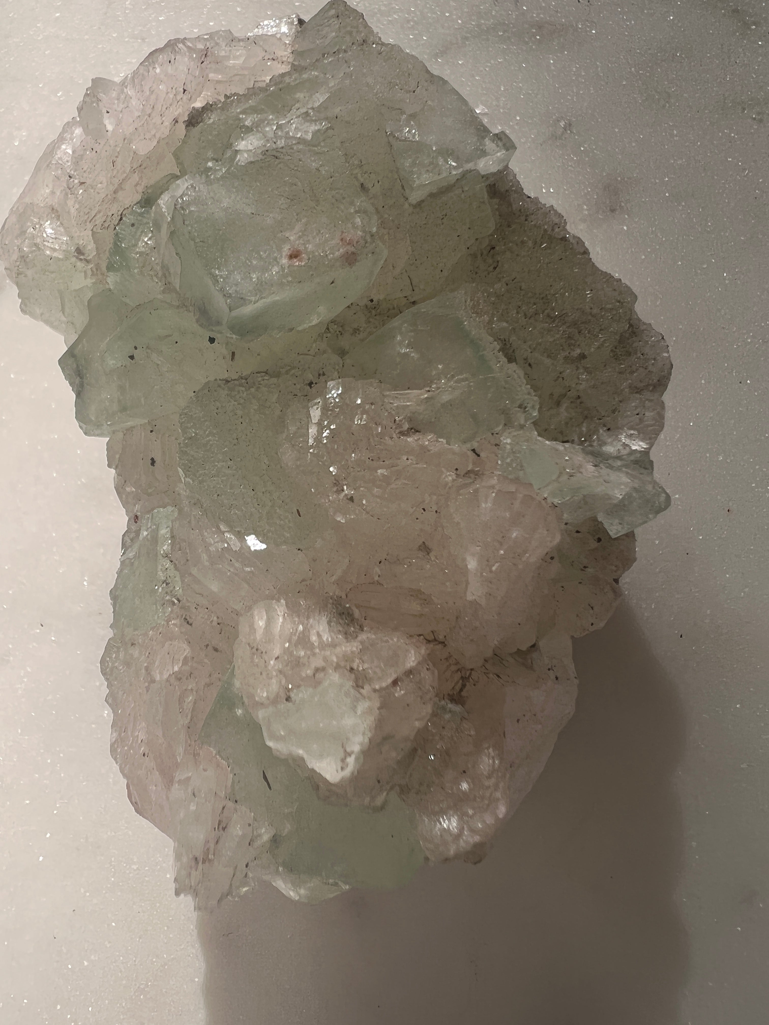 Not specified Crystals Green, White, Pink Zeolite 13