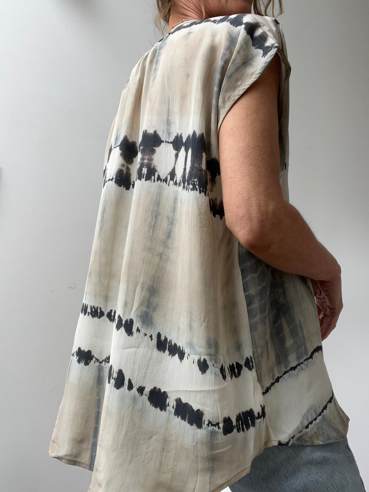 Project AJ 117 Felice Blouse in Khaki