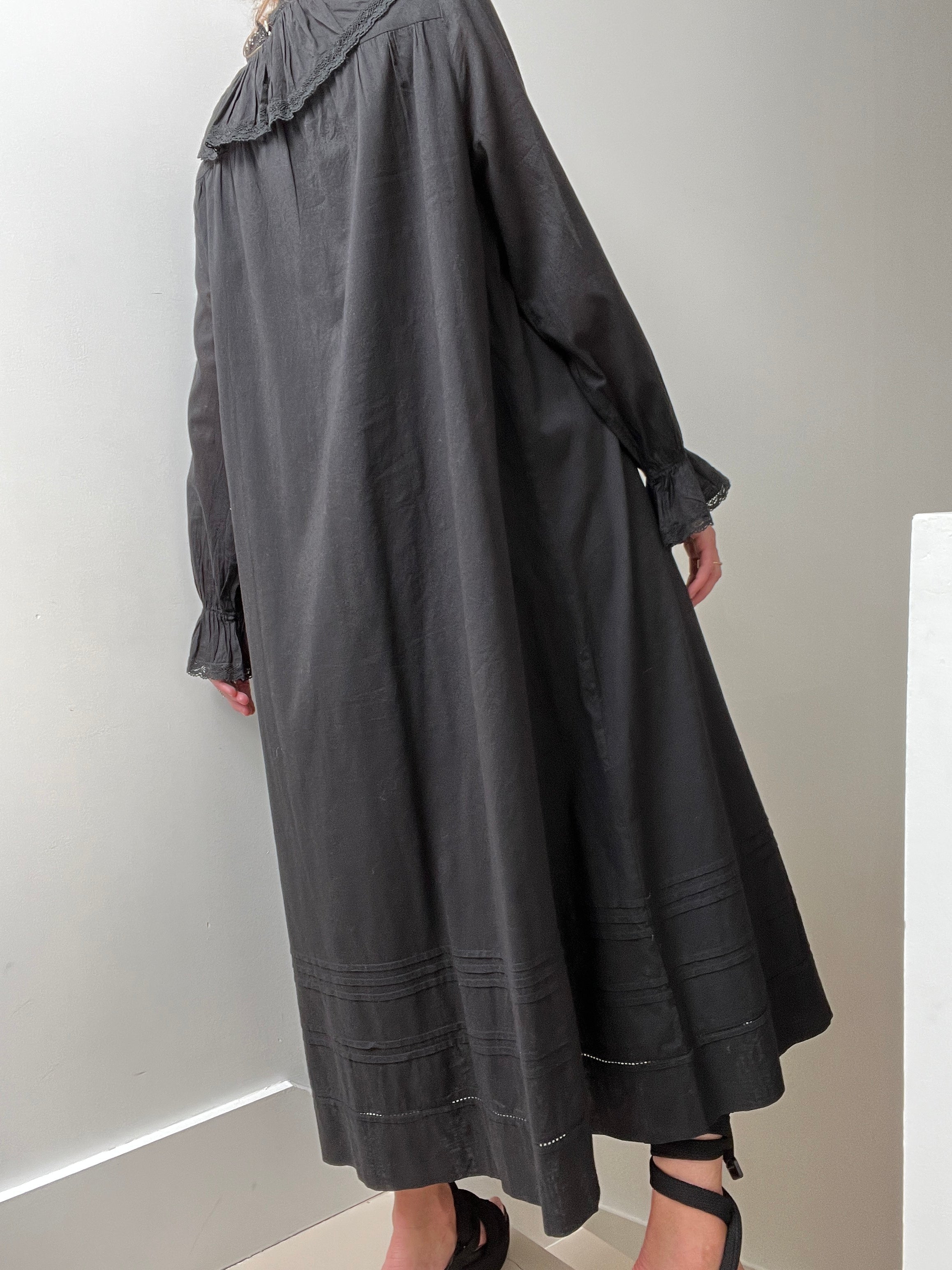 Skall Studio Tulip Dress Black | Dresses